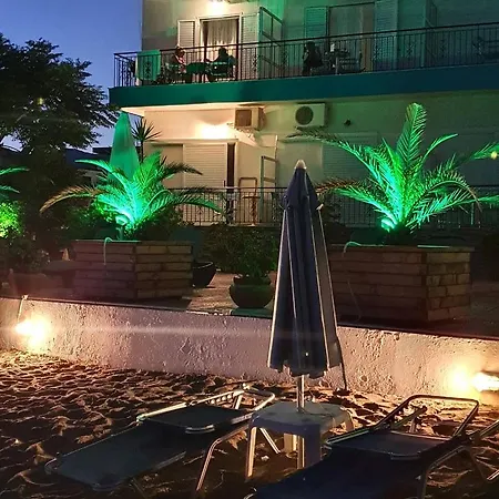Otel Artemis Amarynthos