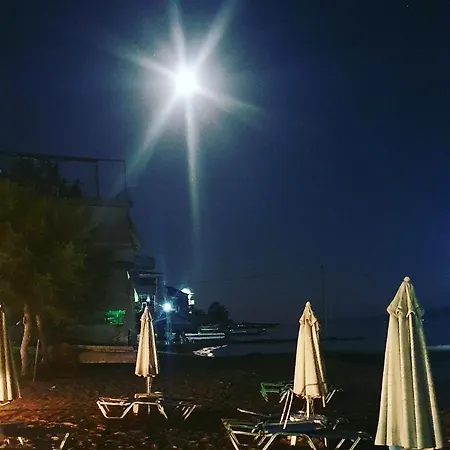 Hotel Artemis Amarynthos