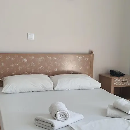 Artemis 2* Amarynthos