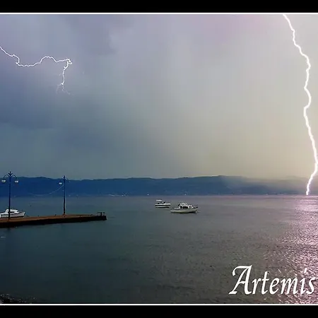 Artemis Hotel Amarynthos