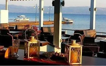 Otel Artemis 2*