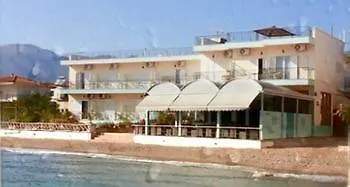 Otel Artemis 2*