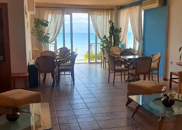 Hotel Artemis Amarynthos